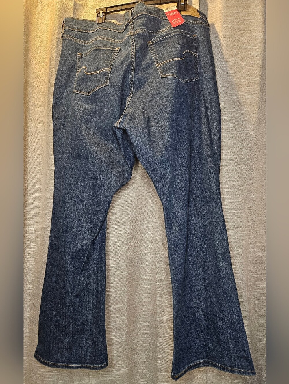 Levi Strauss Signature Women's Plus Mid Rise Slimming Bootcut Jeans 22 Short - Picture 9 of 13